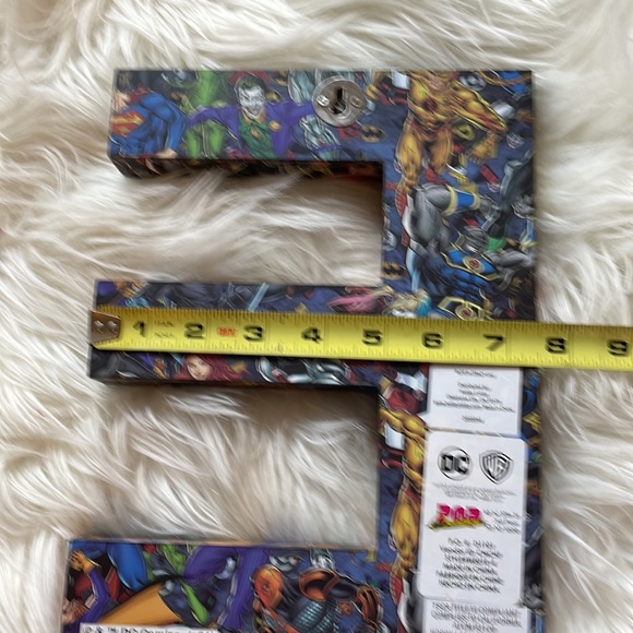 Marvel and DC Letters Wall Art/Decor Letters E,A,K,R - Picture 10 of 16